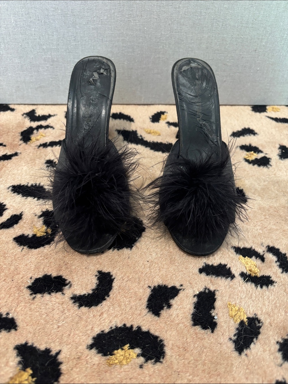 Victoria’s Secret Black Boa Feather Sex Kitten Heels